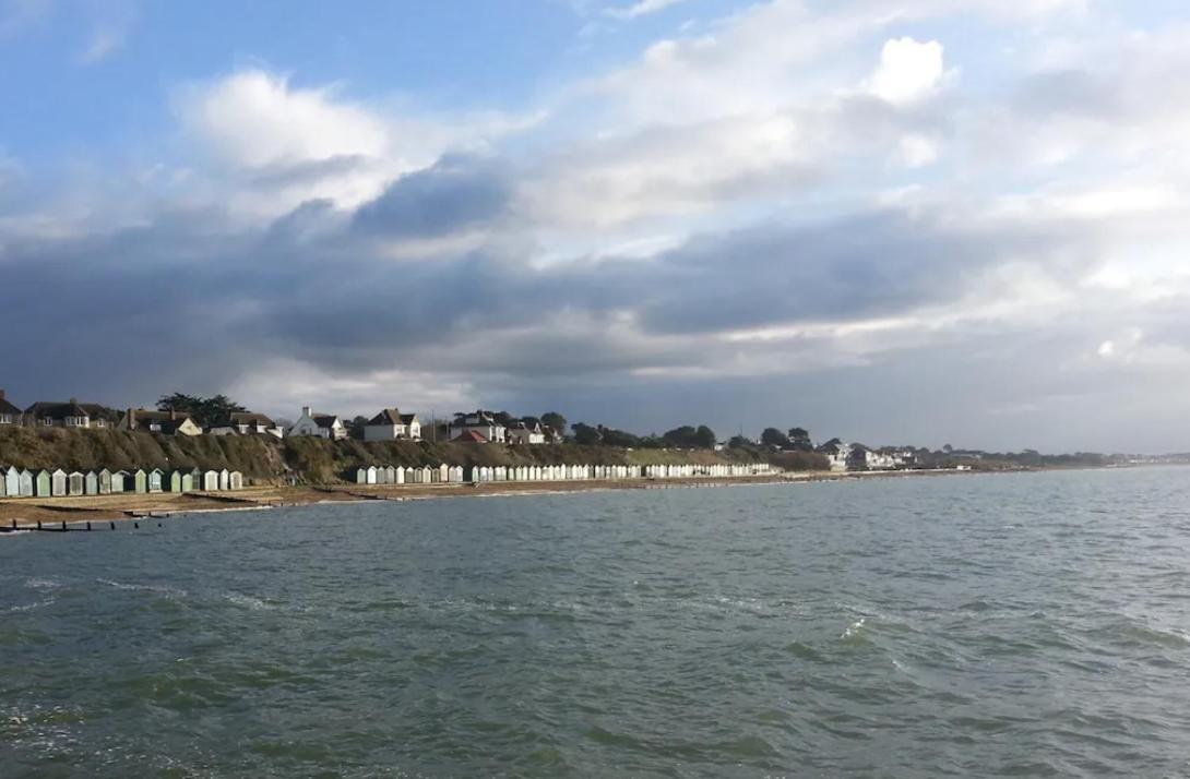 Solent Sea View Beach Cottage Hill Head 외부 사진