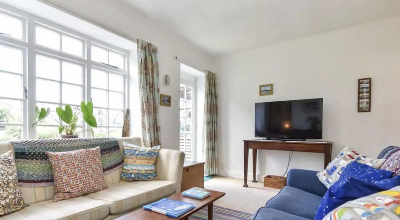 Solent Sea View Beach Cottage Hill Head 외부 사진